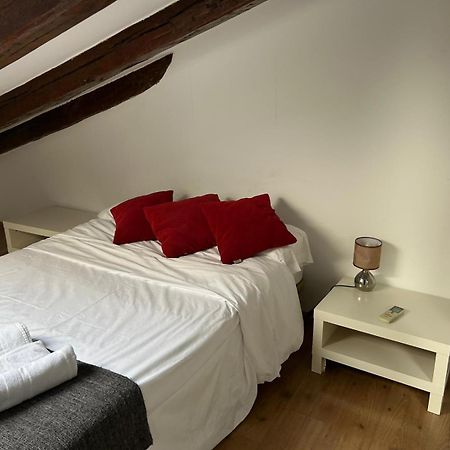 Comodo Atico En Tirso De Molina Madryt Zewnętrze zdjęcie